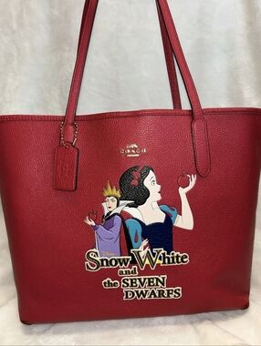 LIMITED EDITION Disney Coach Red Leather Snow White And SeVen Dwarfs Tote